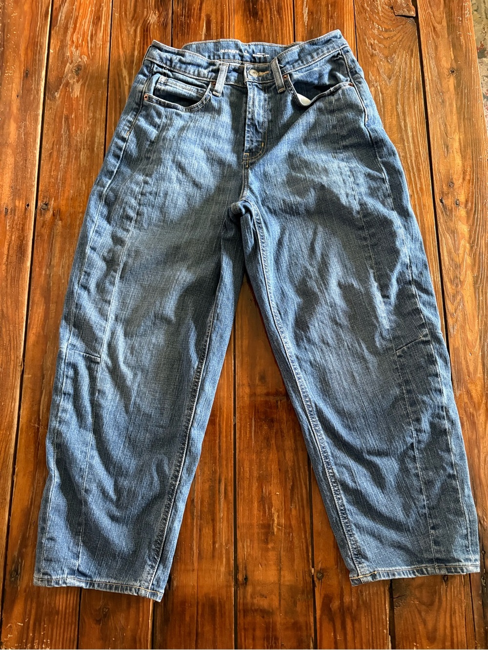 Old Navy Relaxed Fit Light Blue Barrel Leg Jeans